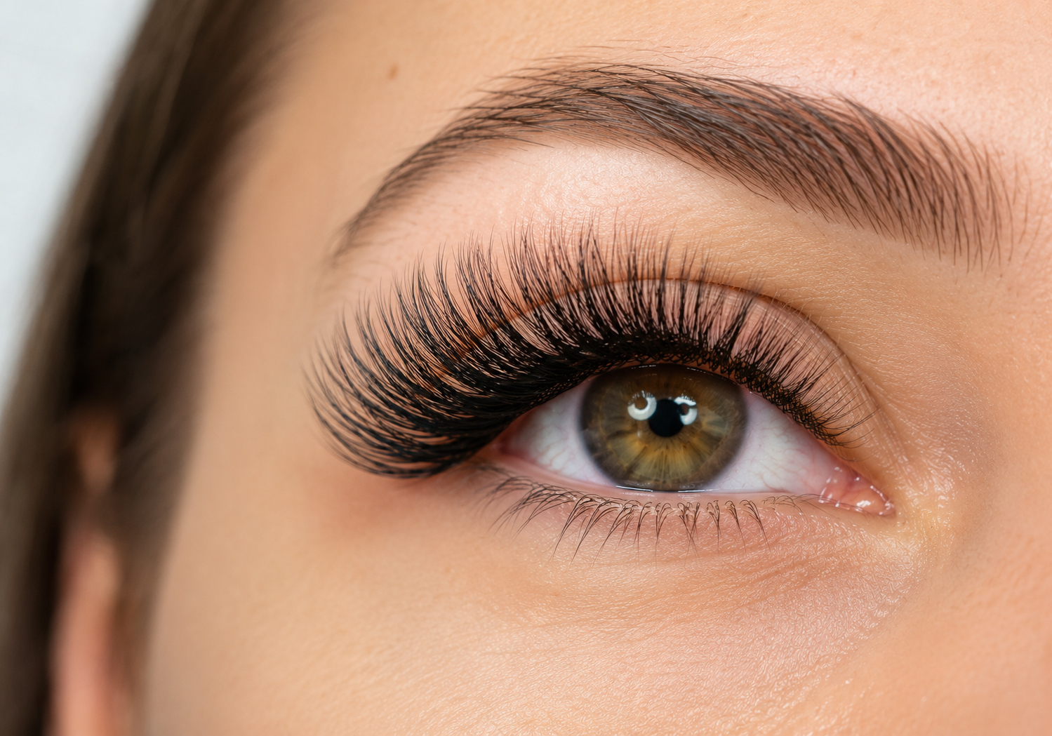 eyelashes